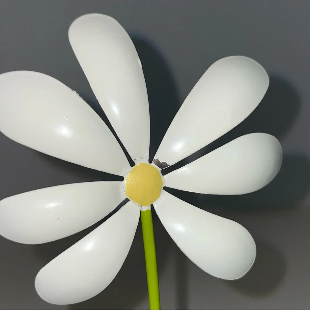 ‘Cherish’ Flower Decor - Picture 3 of 4